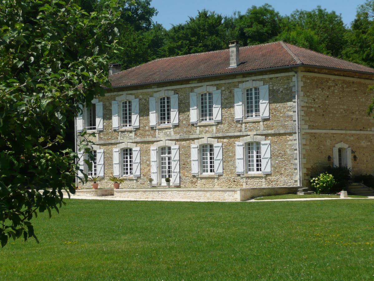 La Faisanderie 16 Edon Exterior photo